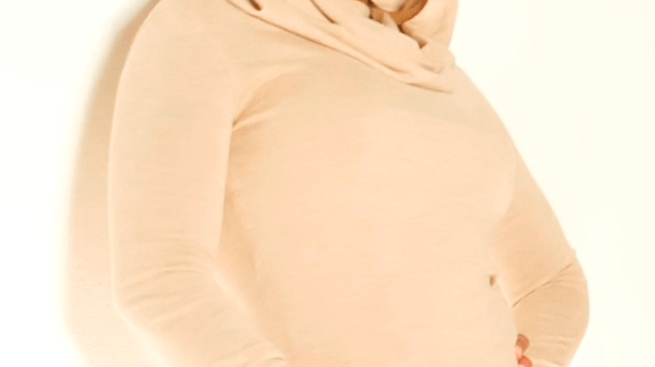 Mary J. Blige Stuns In Glowing Golden Bikini Thirst Trap on her 50th Birthday - HipHopBling
