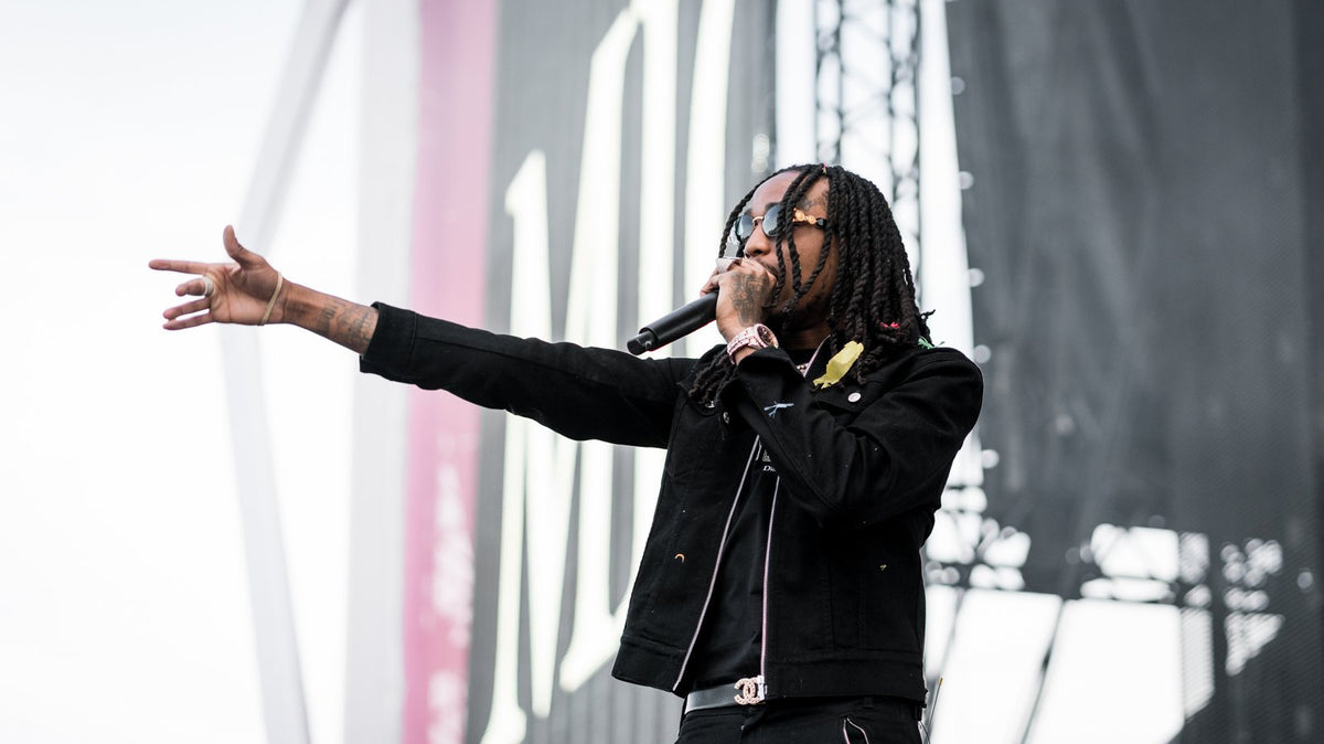 Quavo Debuting Legendary New Yeezy Sneakers In All Star Celebrity Game - HipHopBling
