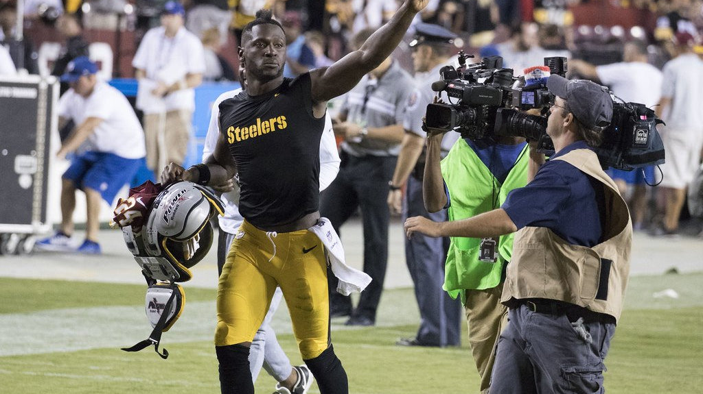 Raiders Still Unsure About Antonio Brown after "Radio Silence" - HipHopBling