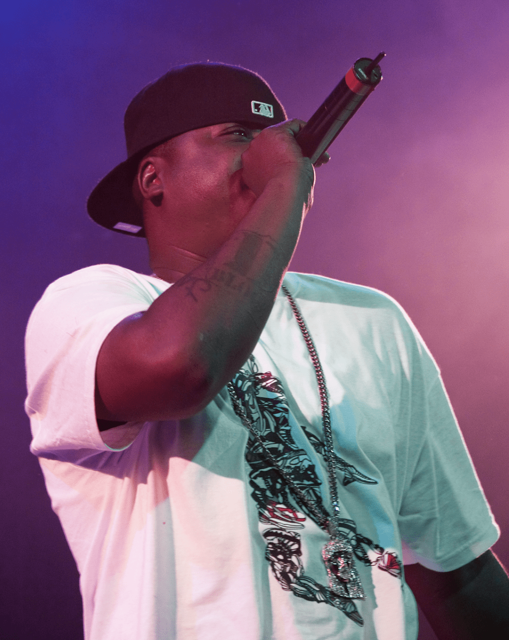 American Rapper Jadakiss Surpasses One Billion Global Streams - HipHopBling