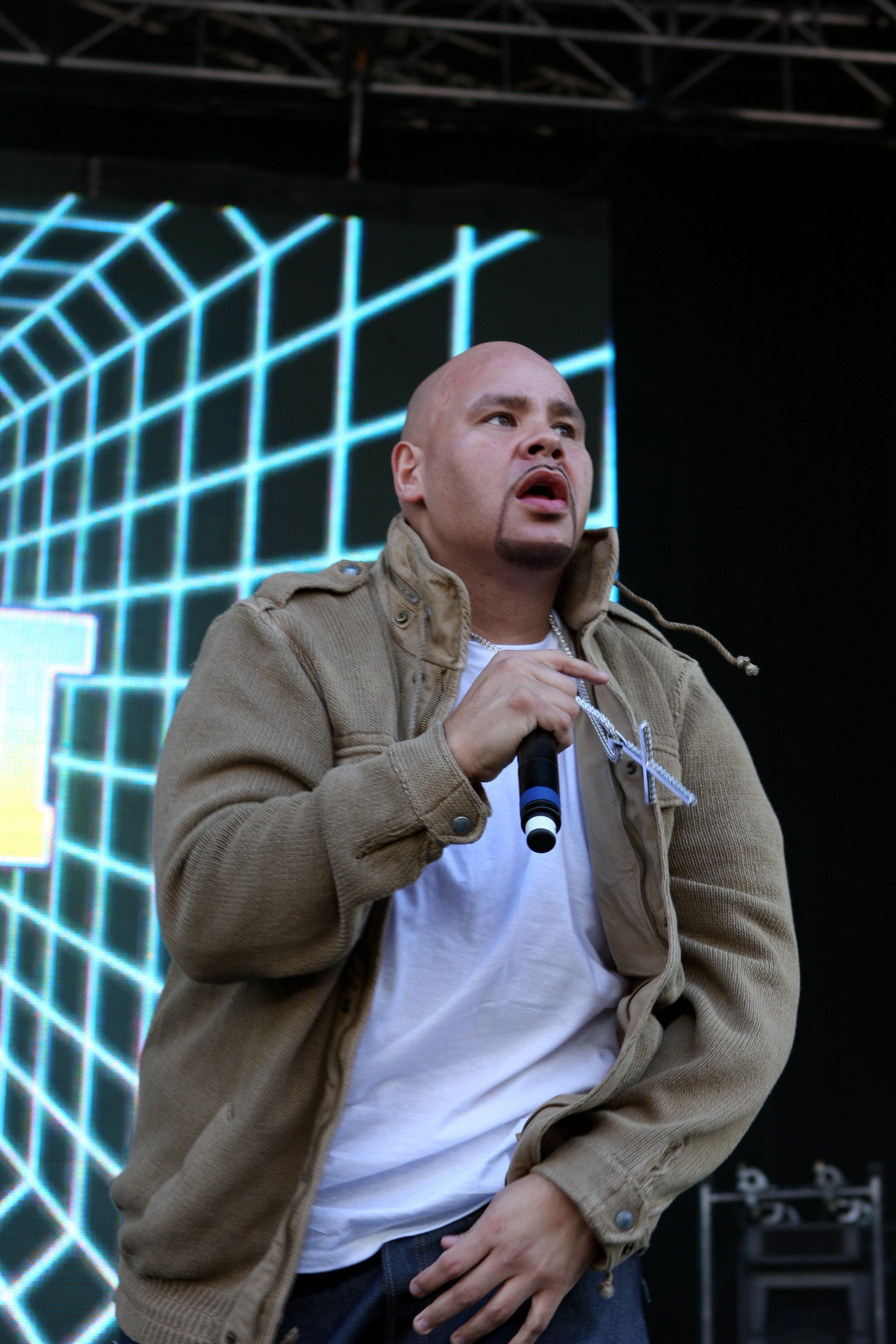 Fat Joe Decks Out Rolls-Royce In $150K Worth Of Extras, Bumps Up Worth To $500K - HipHopBling
