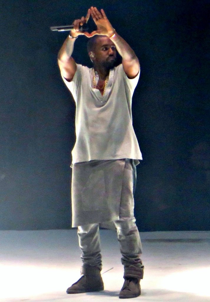 Kanye West Gifts Chris Brown A Tank - HipHopBling