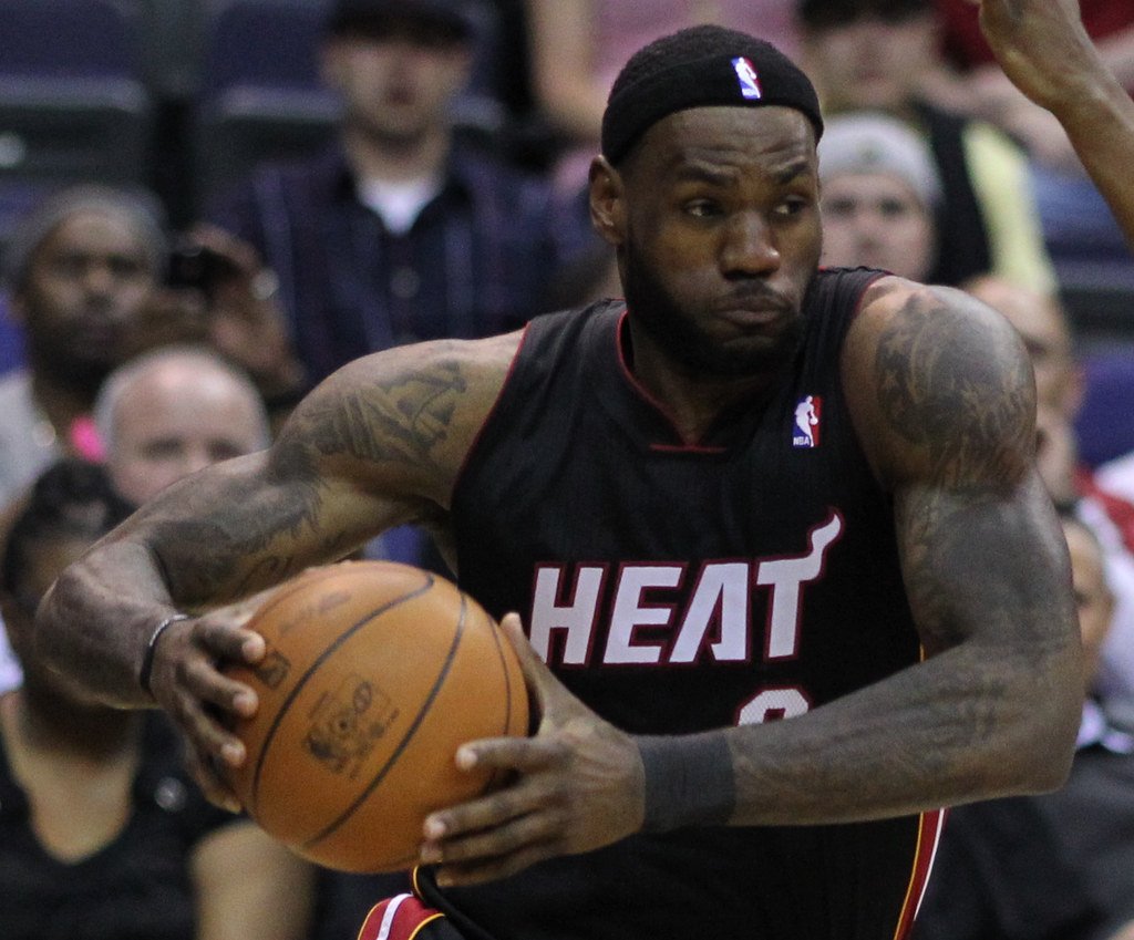 Lebron James Offer Heartfelt Message To Bronny On Birthday - HipHopBling