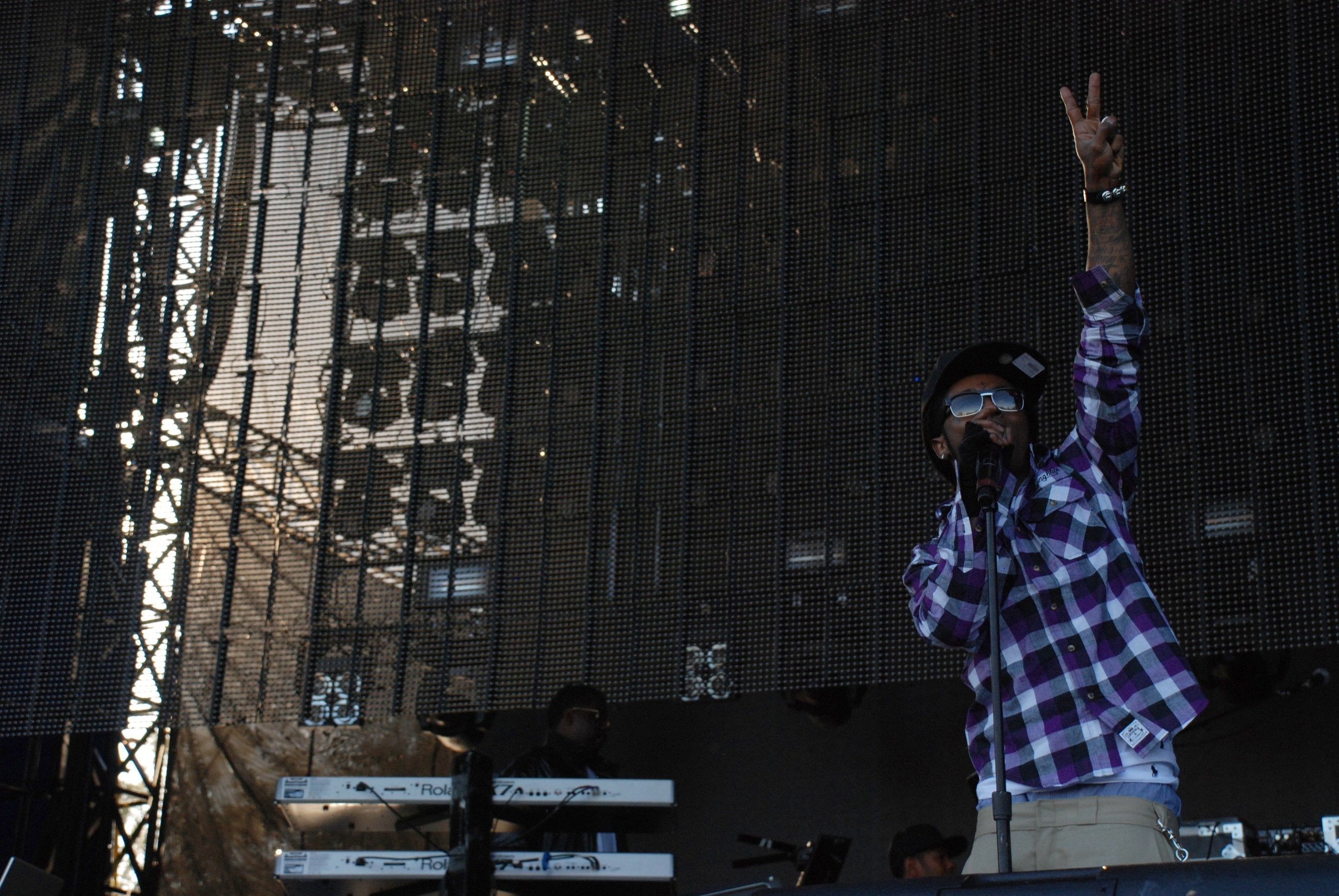 Lil Wayne Almost Cut "F Is For Phenomenal" Line - HipHopBling