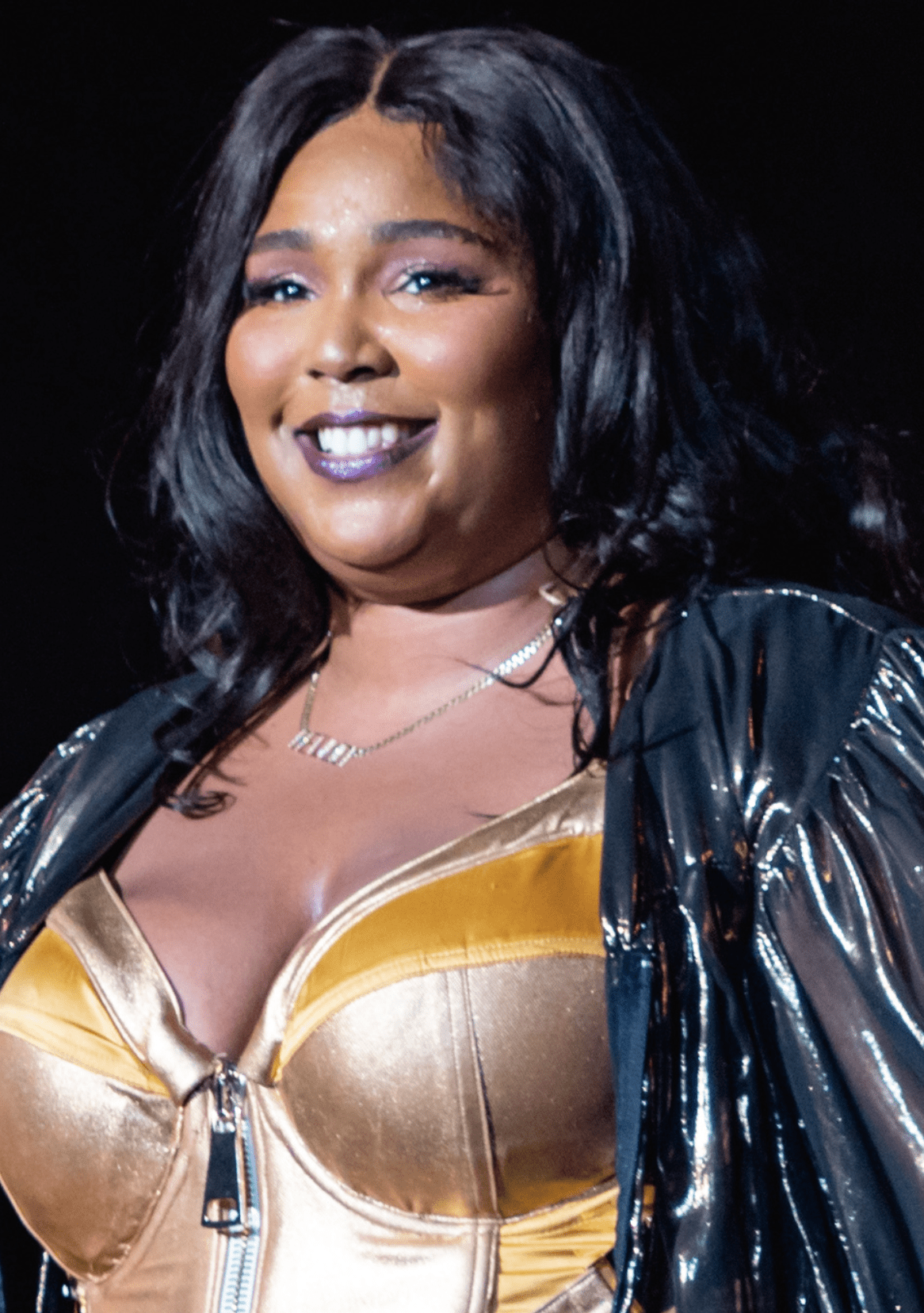 Lizzo Shares That BFB Da Packman Bought Her Flowers, Learned To Play The Flute For Her - HipHopBling