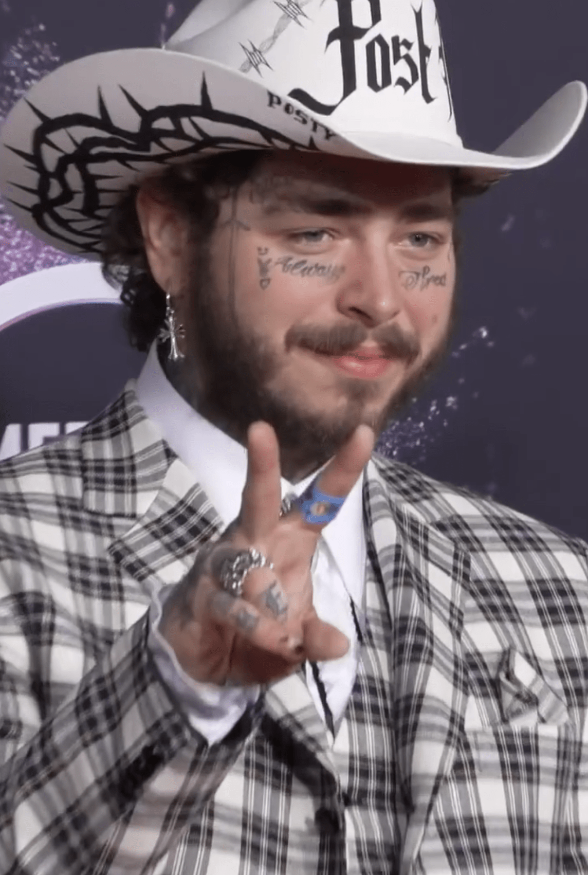 Post Malone, Saweetie, and Jack Harlow Ring In The New Year as Headliners For Bud Light’s NYE Special: Watch Now - HipHopBling