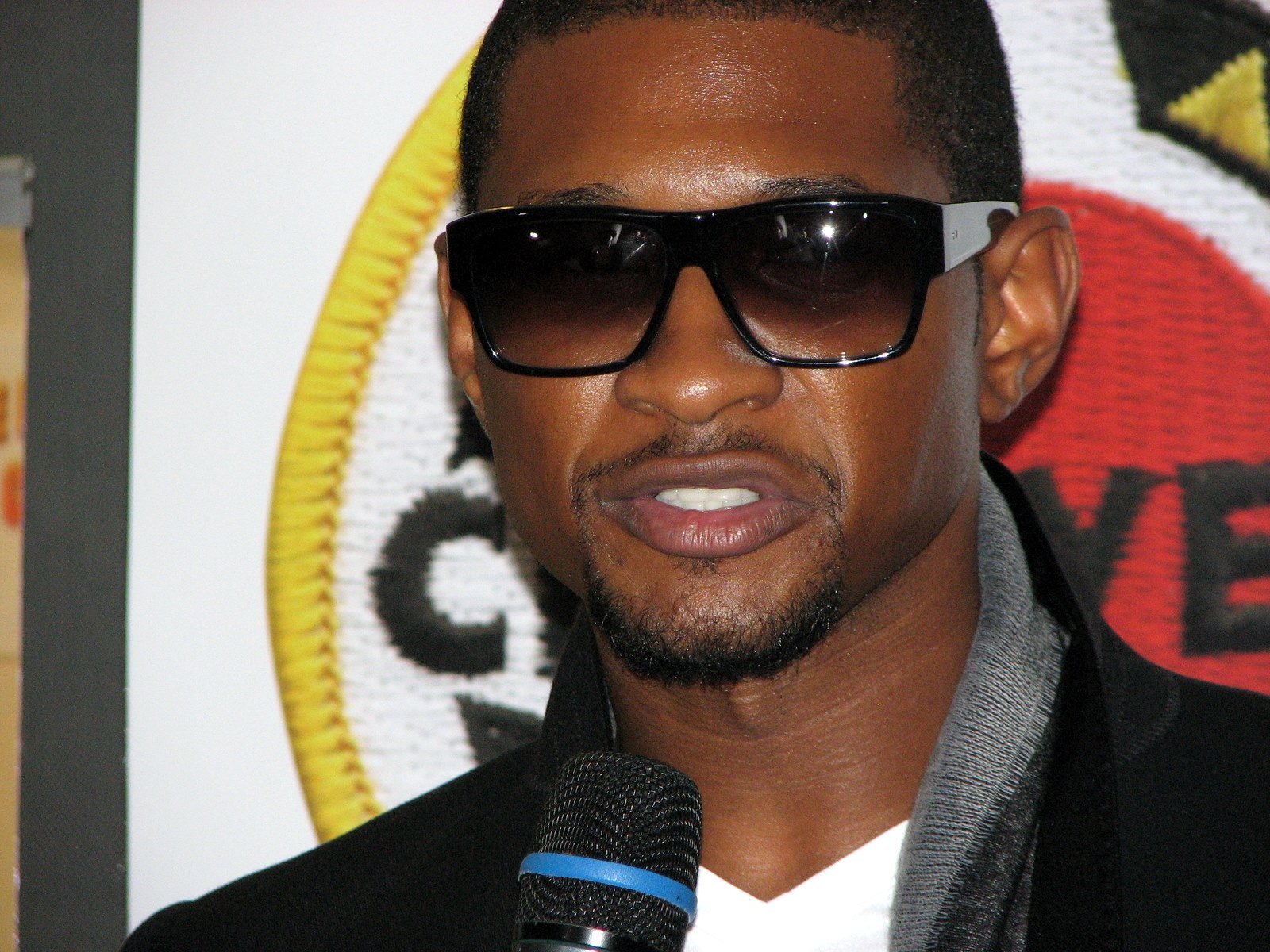 Usher Net Worth 2019 - HipHopBling