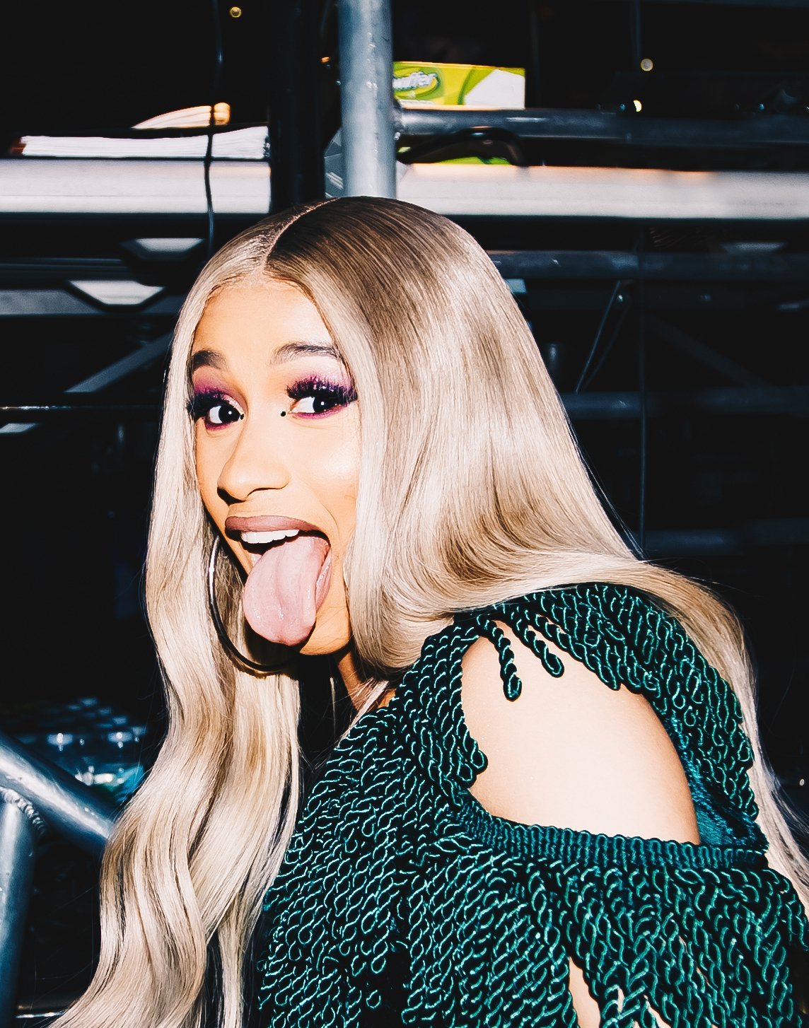 Wiz Khalifa Responds To Diss, Cardi B Responds - HipHopBling